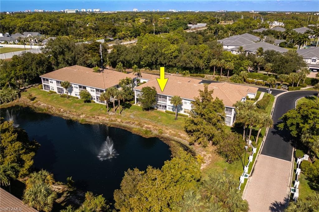 6927 Satinleaf RD N # 203, NAPLES FL 34109-35