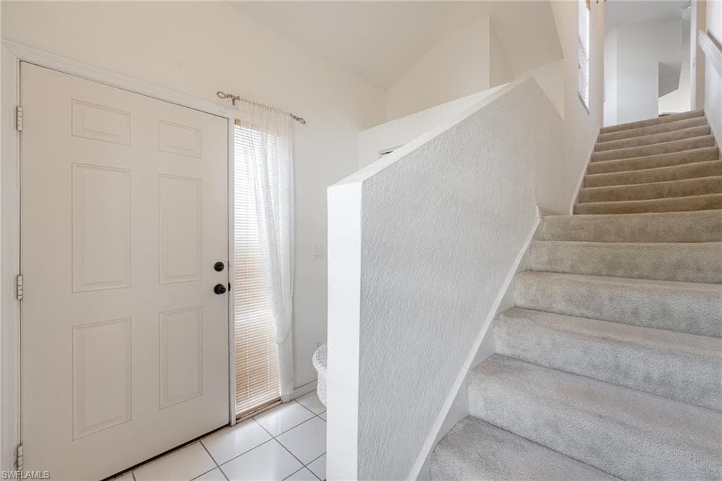 6927 Satinleaf RD N # 203, NAPLES FL 34109-4