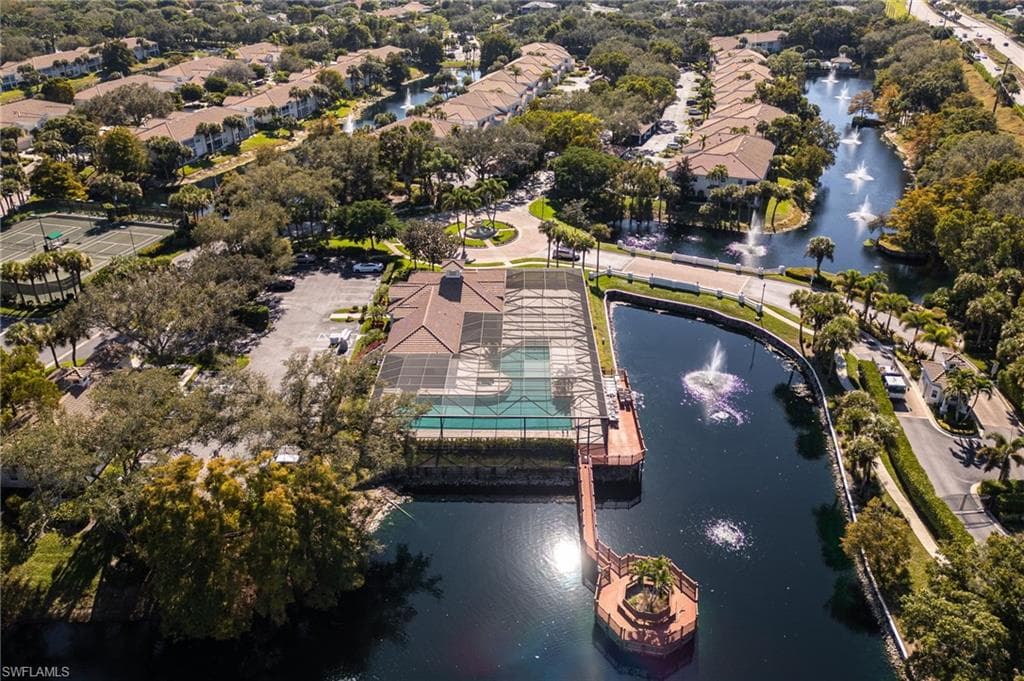 6927 Satinleaf RD N # 203, NAPLES FL 34109-36