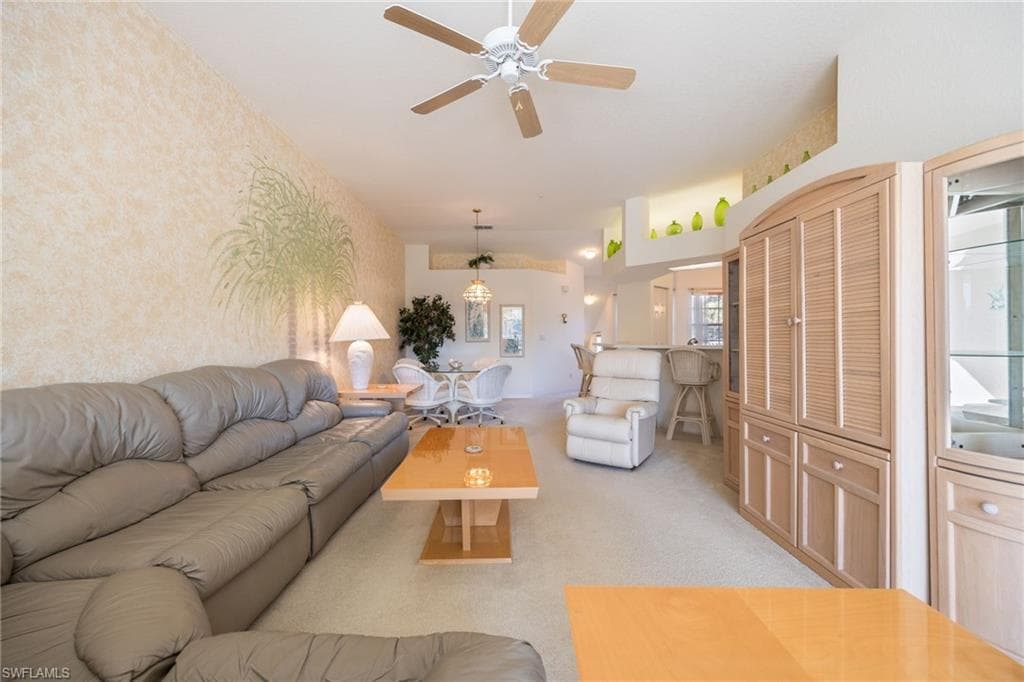 6927 Satinleaf RD N # 203, NAPLES FL 34109-18