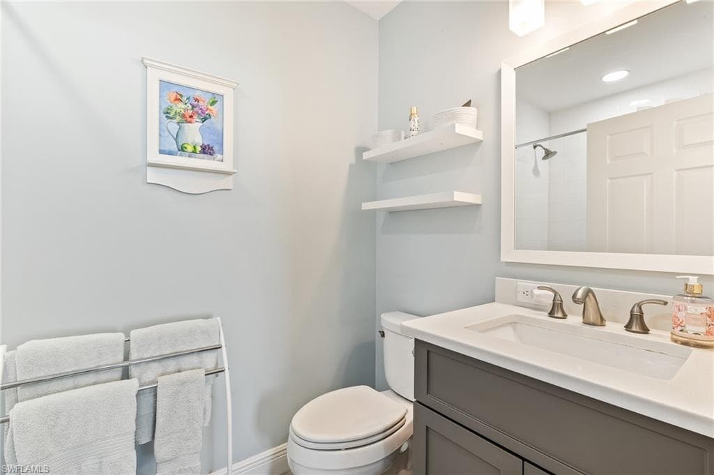 14200 Royal Harbour CT # 301, FORT MYERS FL 33908-28