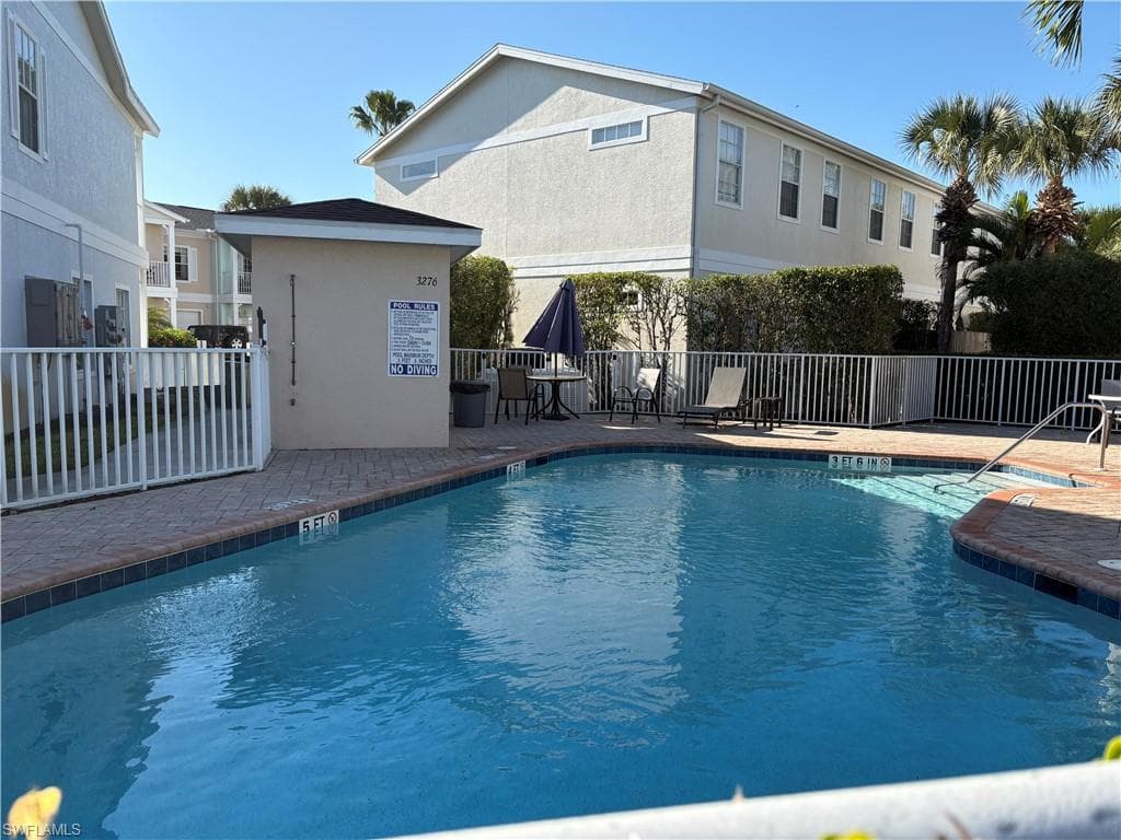 3269 Amanda LN # 2, NAPLES FL 34109-26