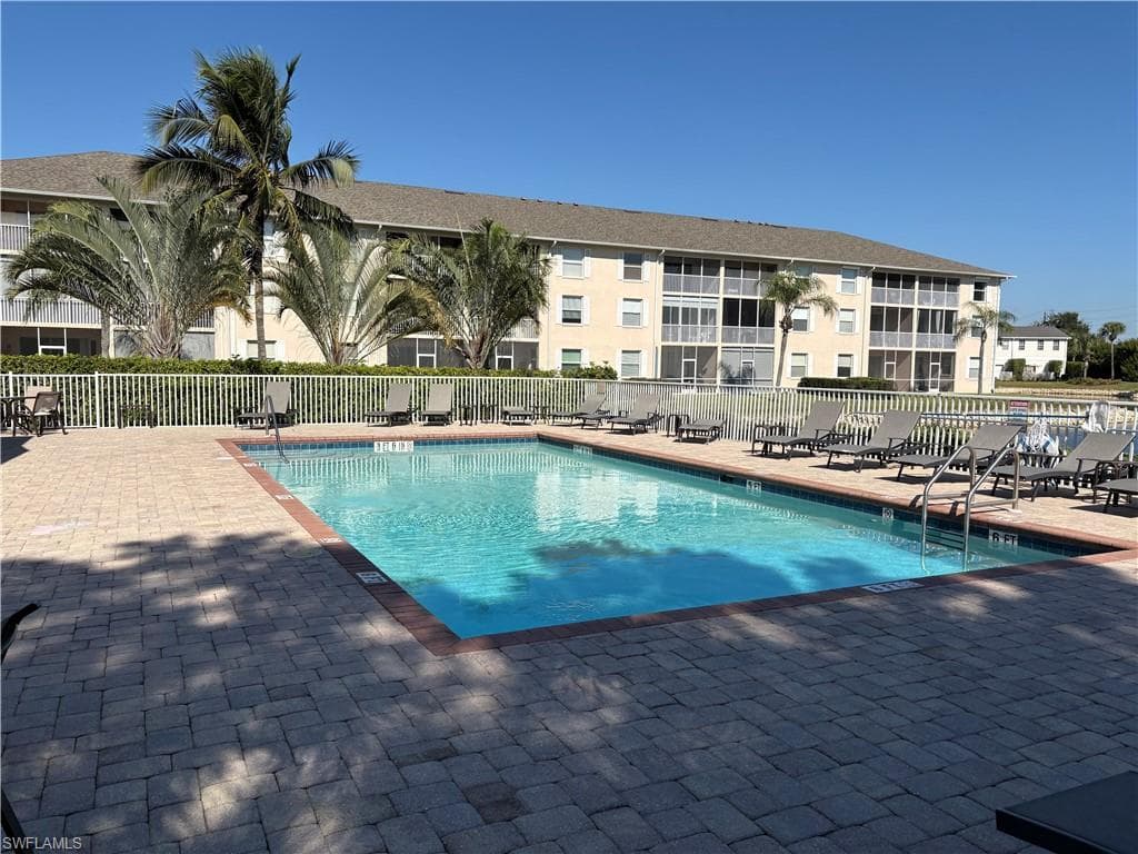3269 Amanda LN # 2, NAPLES FL 34109-30