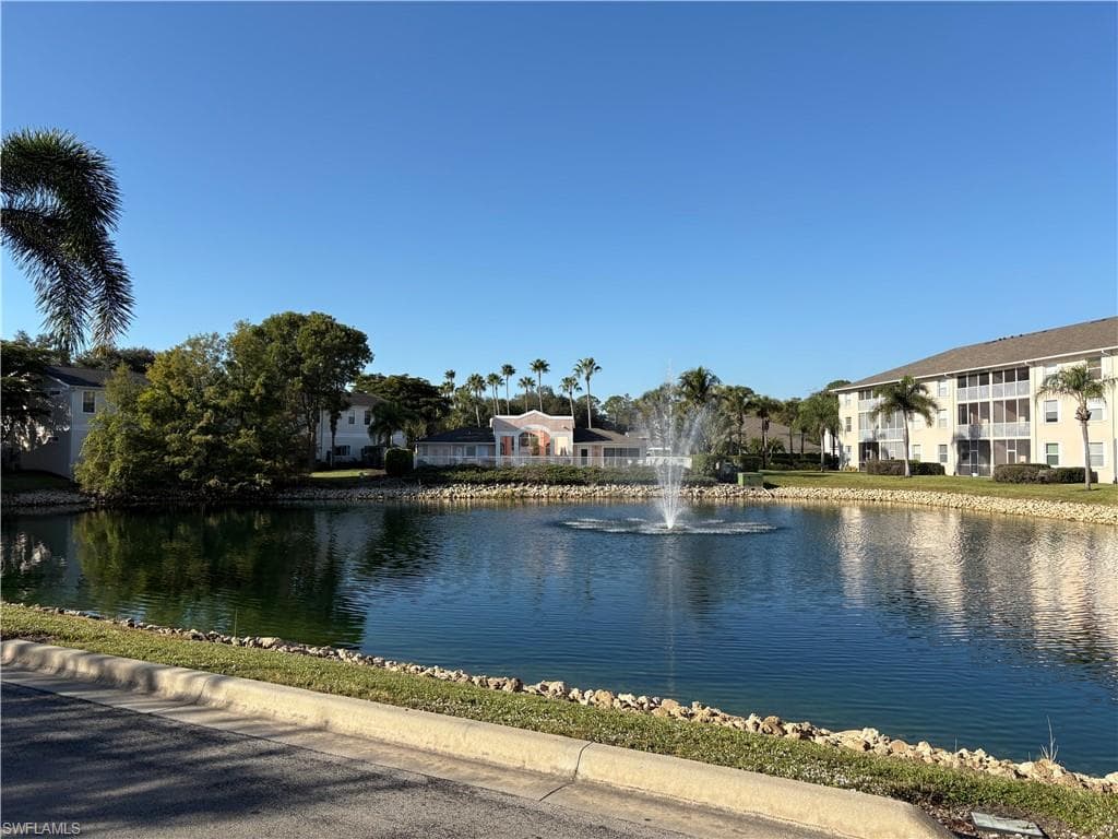 3269 Amanda LN # 2, NAPLES FL 34109-28