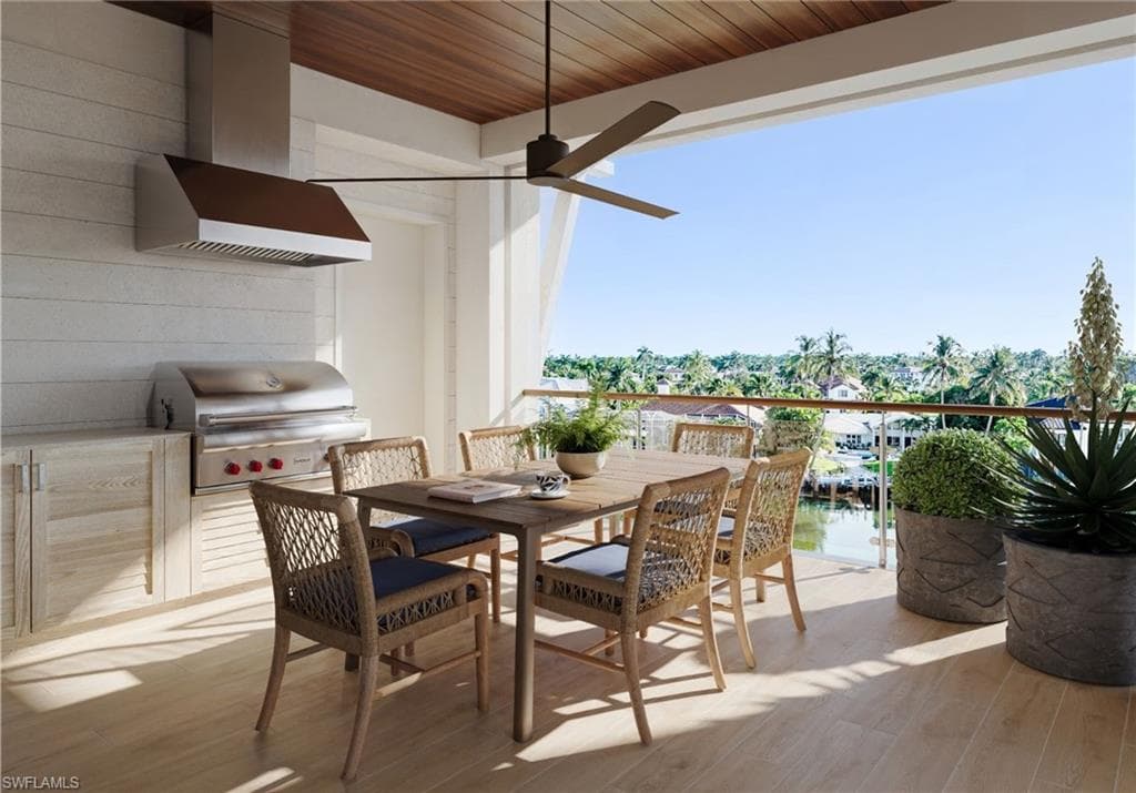 2020 GULF SHORE BLVD N UNIT 201E-9