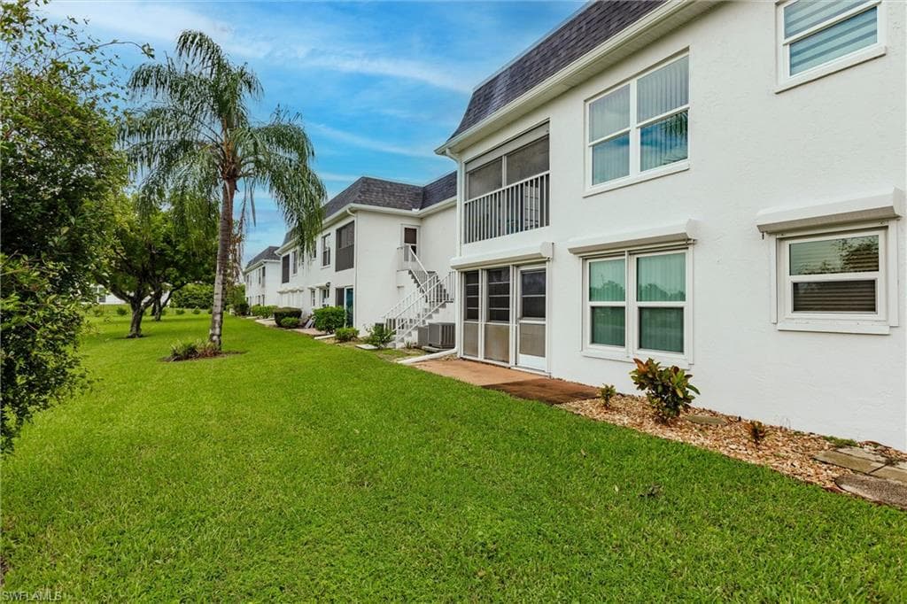 6832 Sandtrap DR # 2, FORT MYERS FL 33919-33