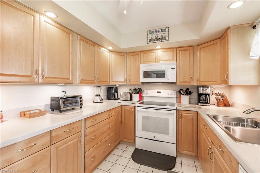 6832 Sandtrap DR # 2, FORT MYERS FL 33919-10