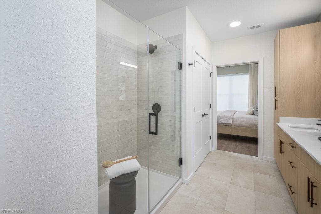 8552 Collier BLVD # L, NAPLES FL 34114-16