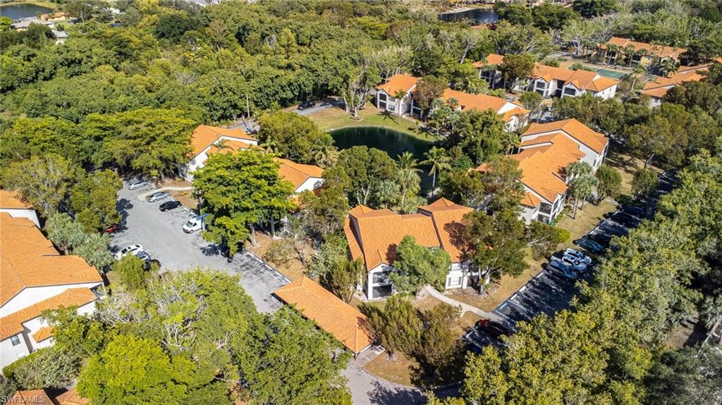 2166 Arbour Walk CIR # 2421, NAPLES FL 34109-12