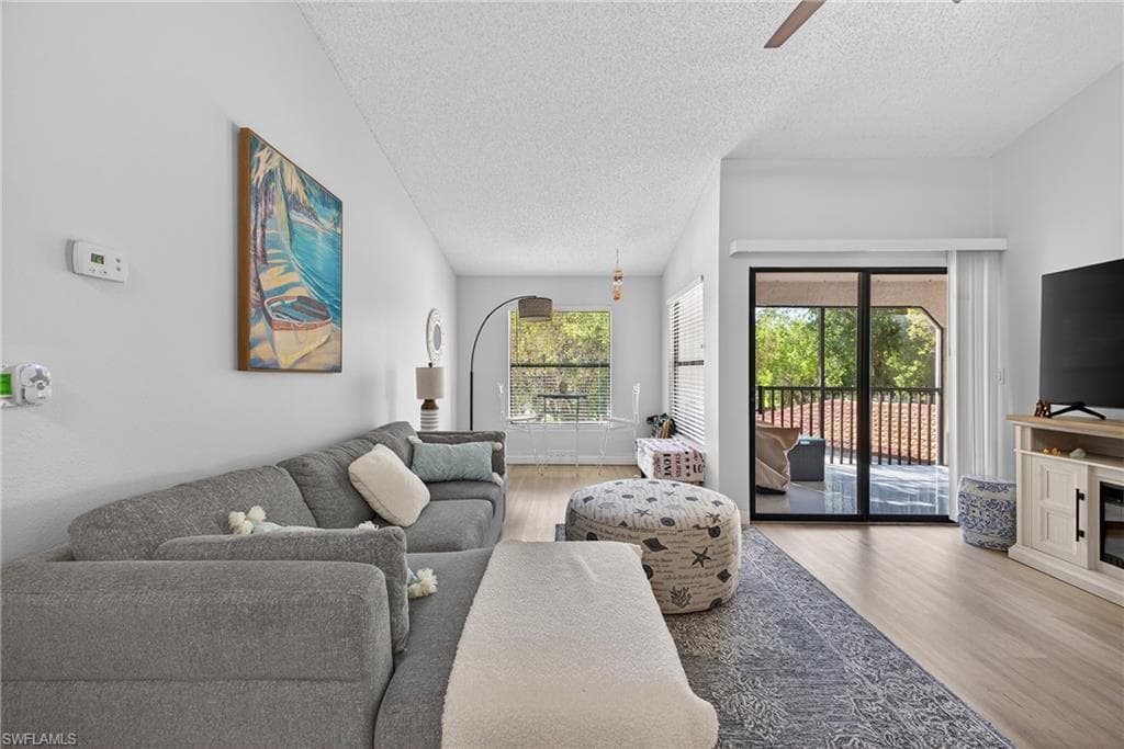 2166 Arbour Walk CIR # 2421, NAPLES FL 34109-16