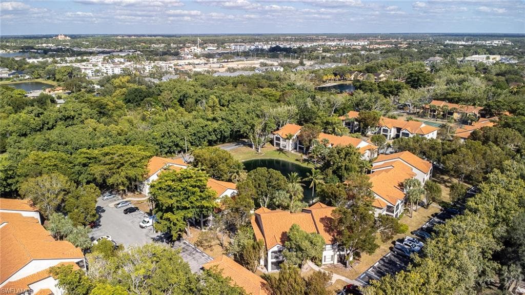 2166 Arbour Walk CIR # 2421, NAPLES FL 34109-30