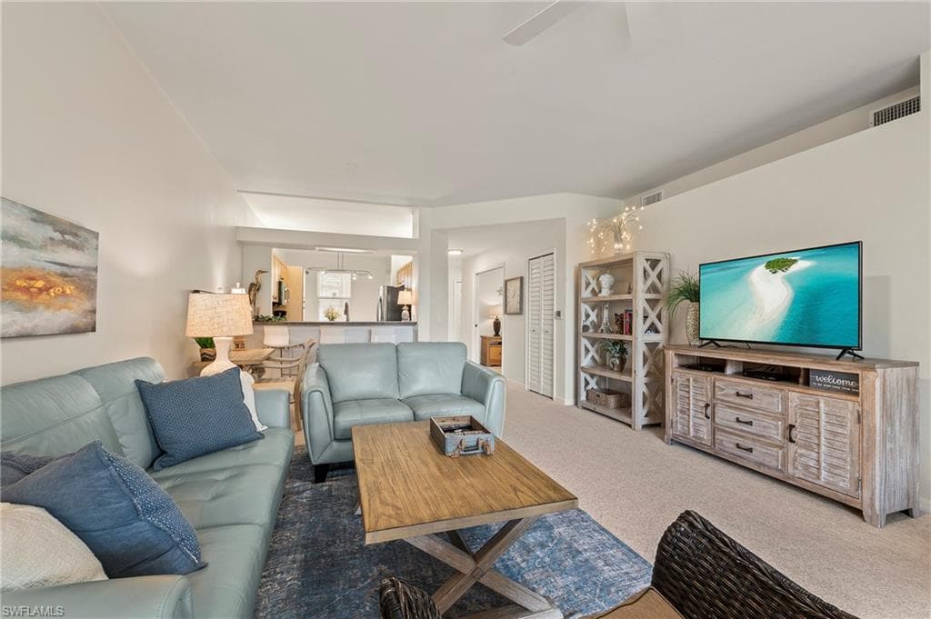 465 Robin Hood CIR # 101, NAPLES FL 34104-5