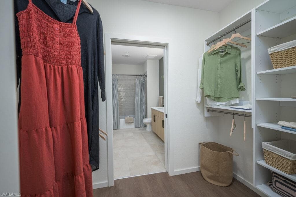 8552 Collier BLVD, NAPLES FL 34114-18