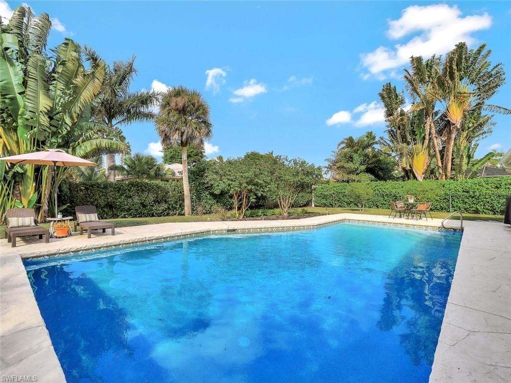 79 Burning Tree DR, NAPLES FL 34105-23