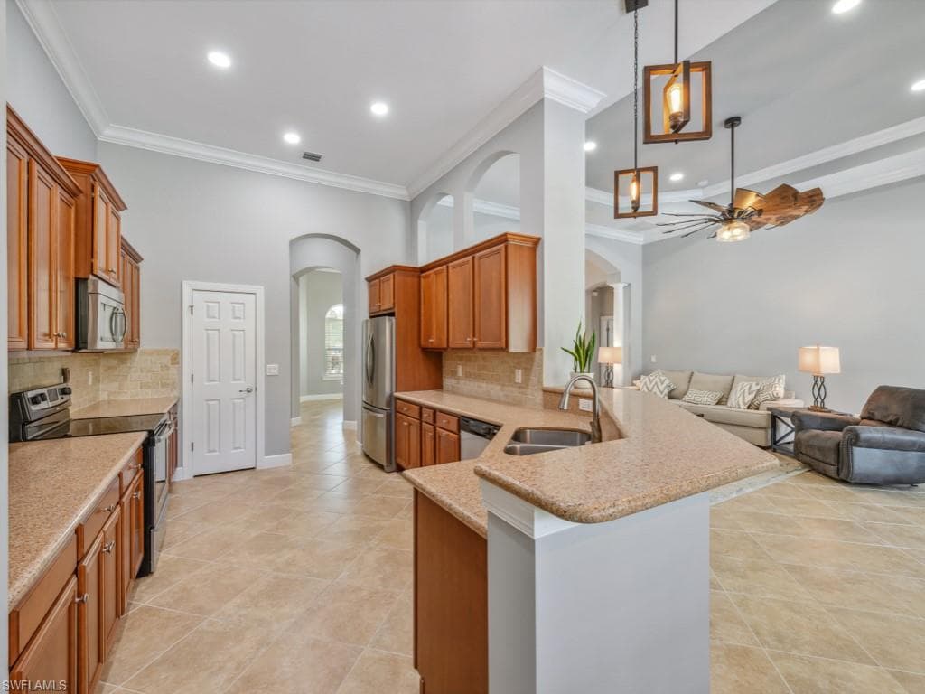 26430 Doverstone ST-9
