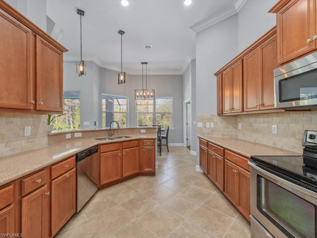26430 Doverstone ST-10
