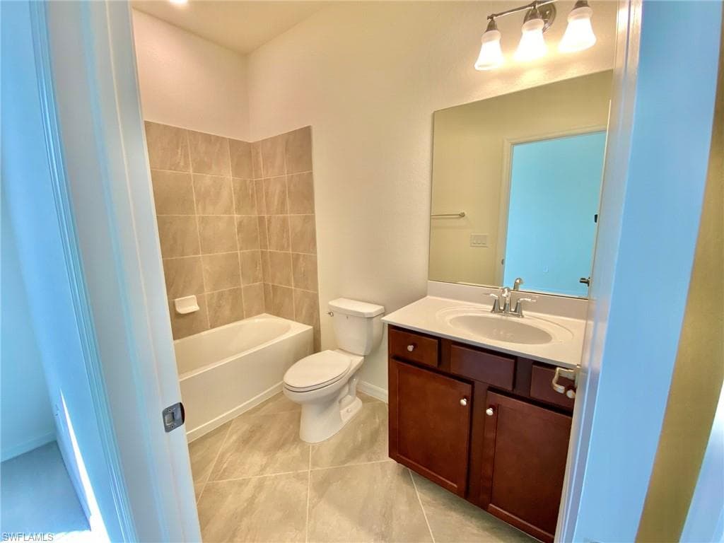 14561 Monrovia LN, FORT MYERS FL 33905-22