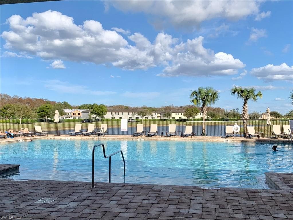 14561 Monrovia LN, FORT MYERS FL 33905-32