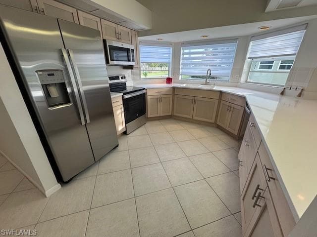 604 McGregor Park CIR, FORT MYERS FL 33908-2