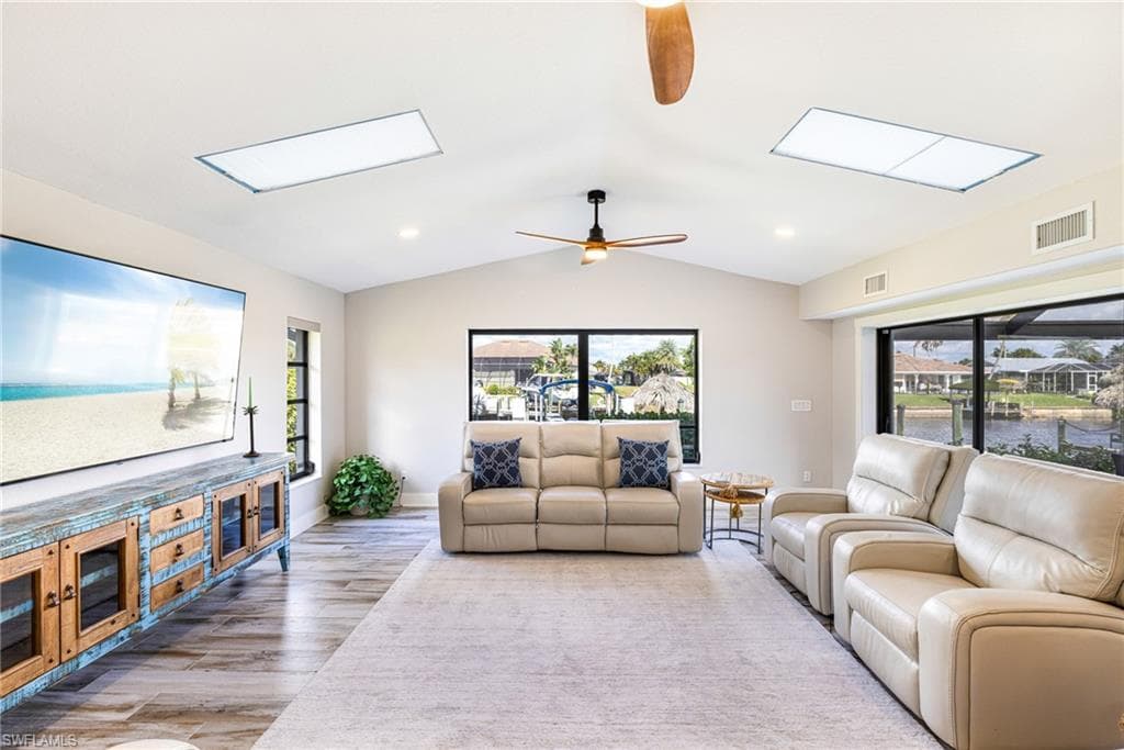 1911 SE 32nd TER, CAPE CORAL FL 33904-12