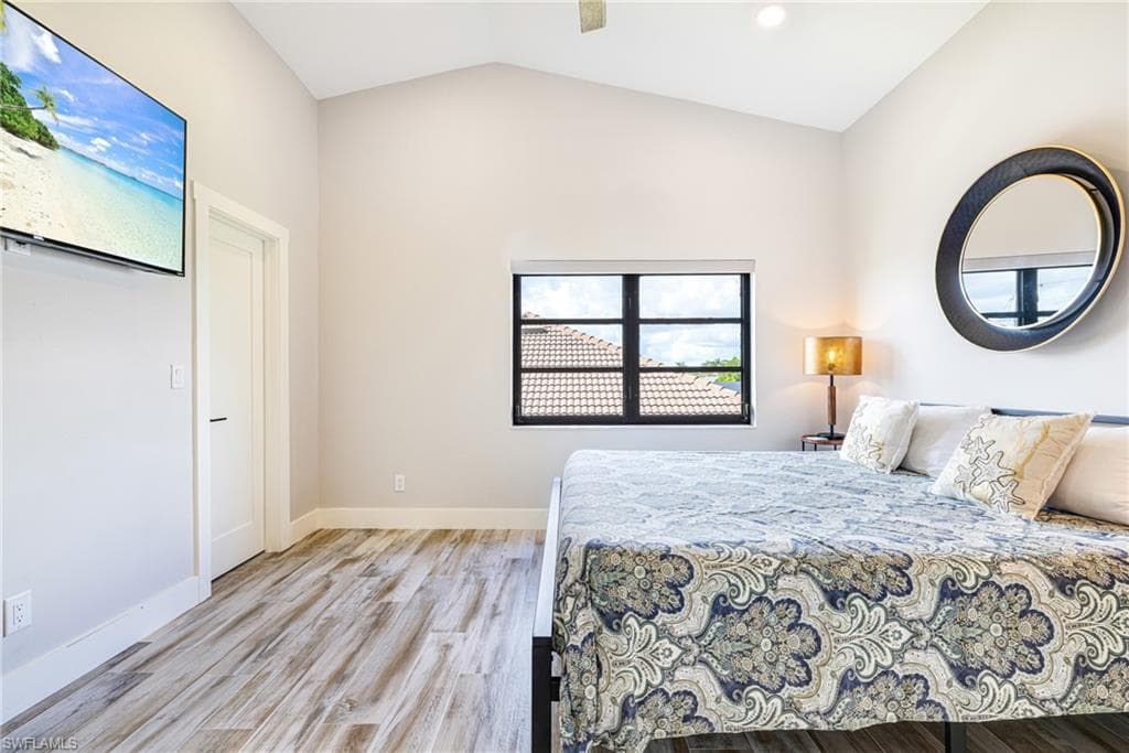 1911 SE 32nd TER, CAPE CORAL FL 33904-25