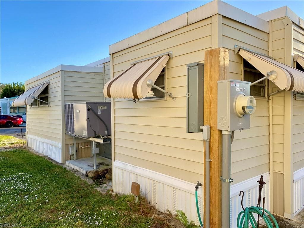 14 Pearl DR # 14P, NAPLES FL 34114-21