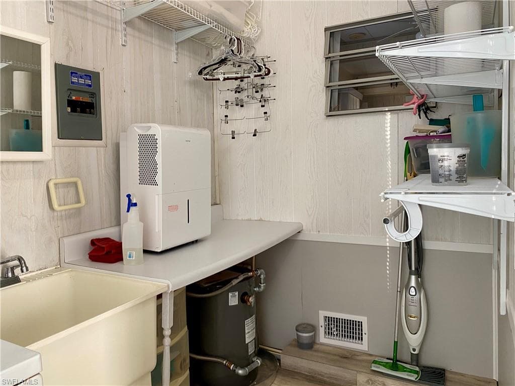 14 Pearl DR # 14P, NAPLES FL 34114-6