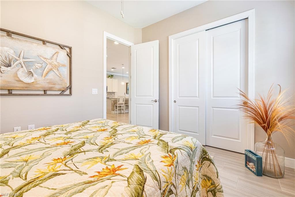 10386 Materita DR, FORT MYERS FL 33913-22