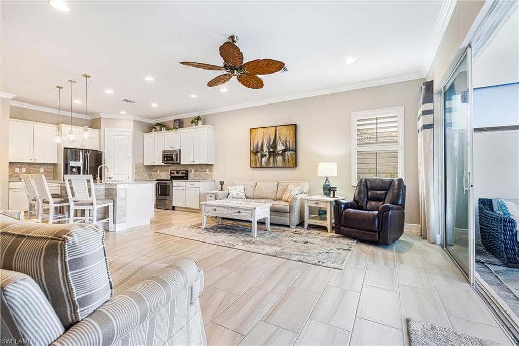 10386 Materita DR, FORT MYERS FL 33913-5