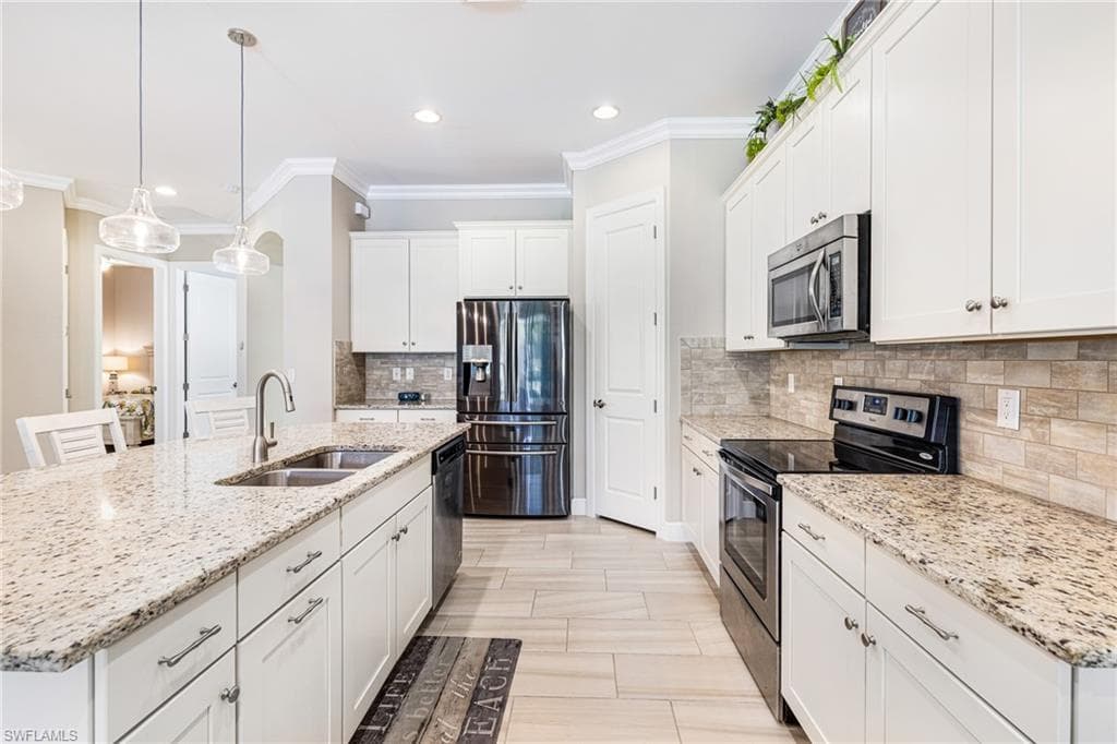 10386 Materita DR, FORT MYERS FL 33913-13