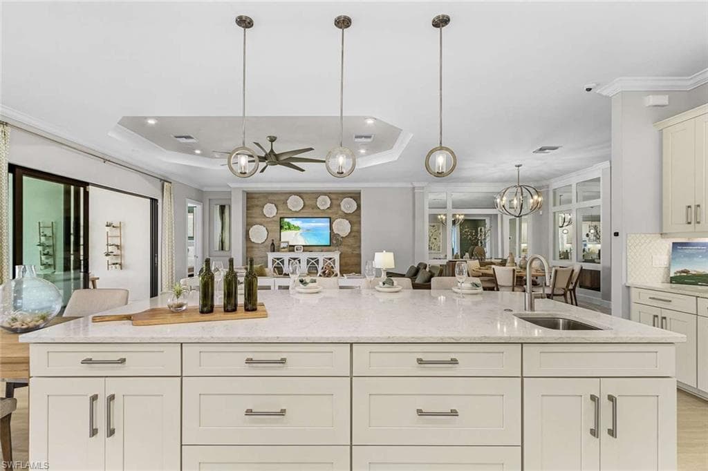 11591 Venetian Lagoon DR, FORT MYERS FL 33913-14