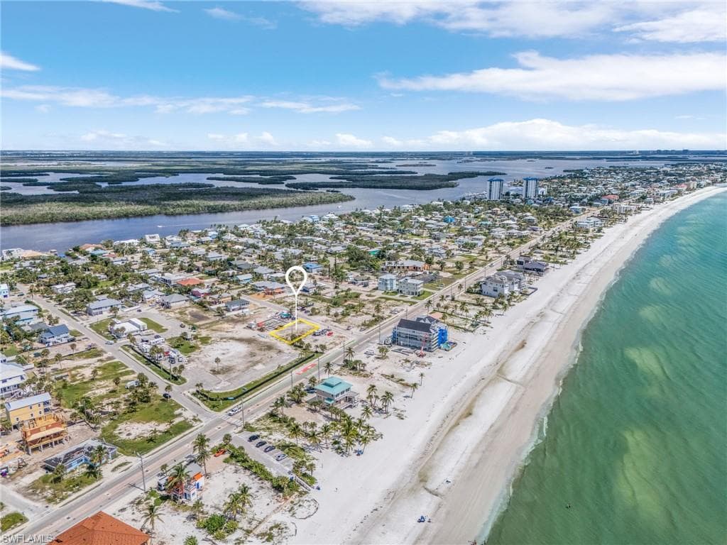 101-103 Andre Mar DR, FORT MYERS BEACH FL 33931-12