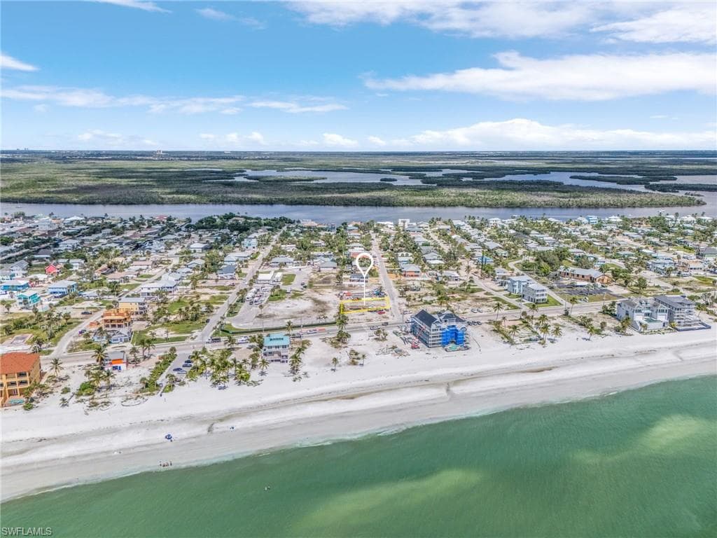 101-103 Andre Mar DR, FORT MYERS BEACH FL 33931-10