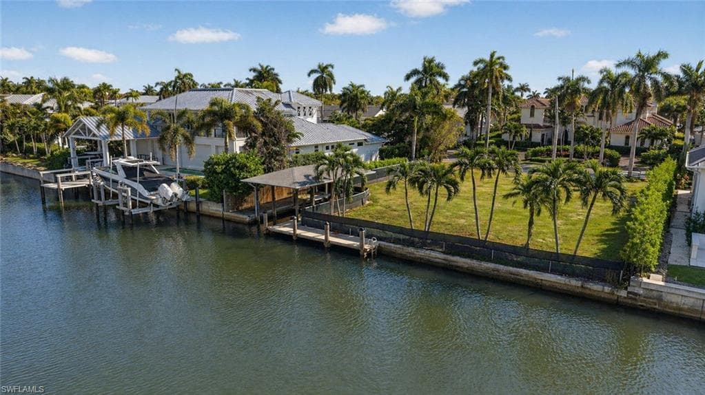 601 17TH AVE S, NAPLES FL 34102-4