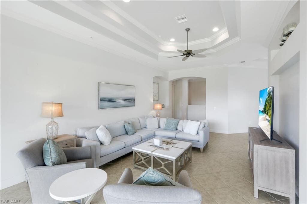 9550 Ironstone TER # 201, NAPLES FL 34120-6