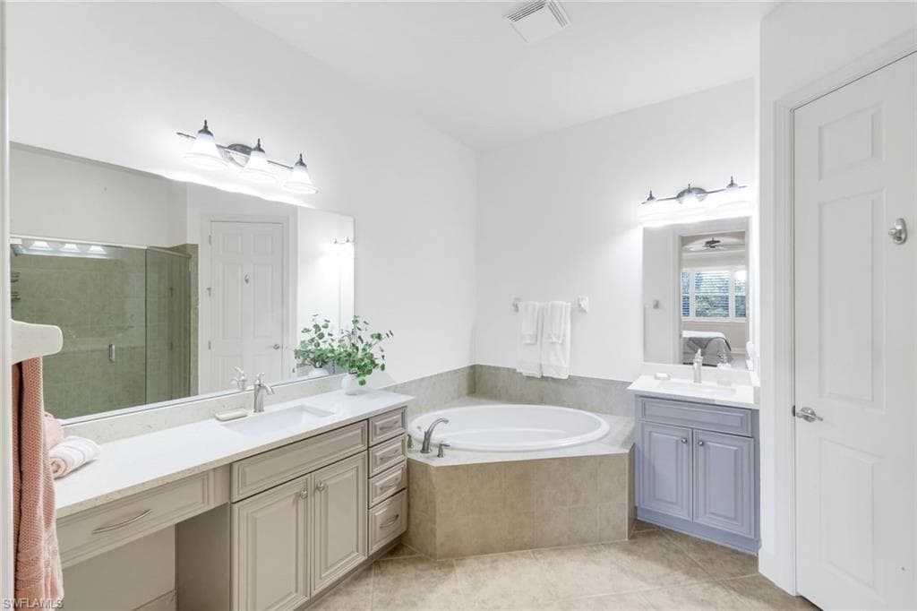 9550 Ironstone TER # 201, NAPLES FL 34120-19
