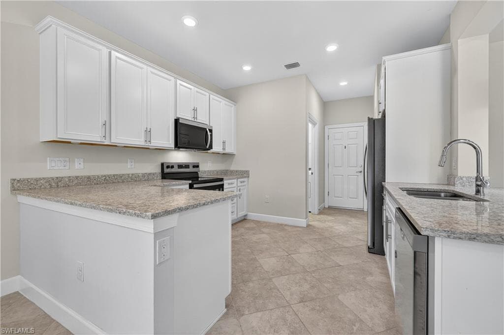 9351 Bramley TER, FORT MYERS FL 33967-6