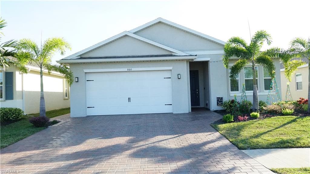 860 Heather Lake AVE, CAPE CORAL FL 33993-1