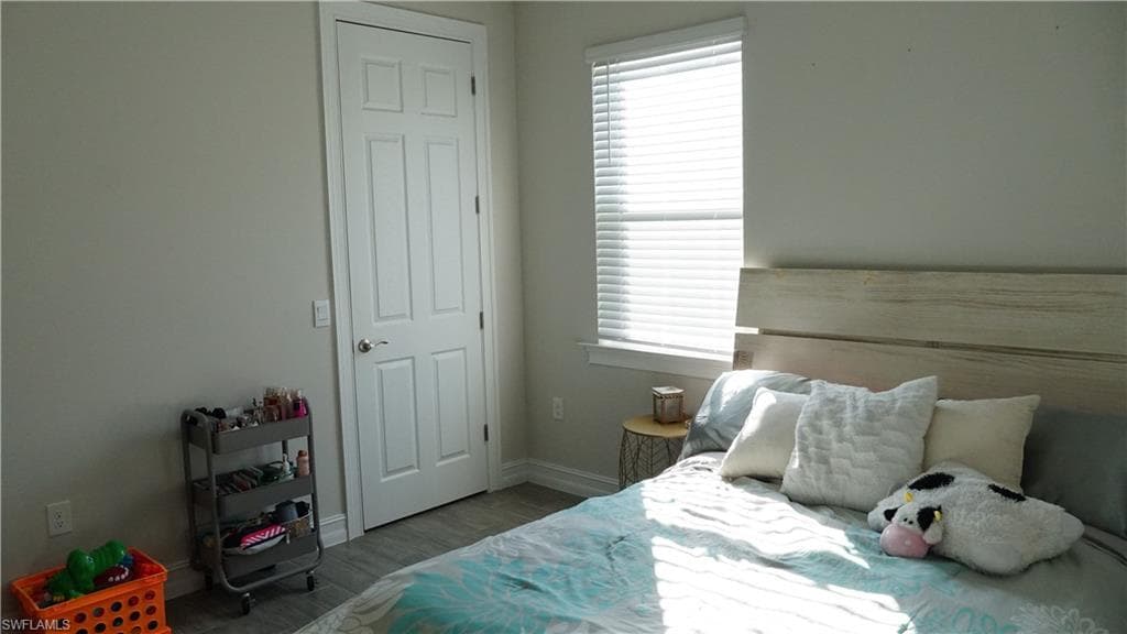 860 Heather Lake AVE, CAPE CORAL FL 33993-12