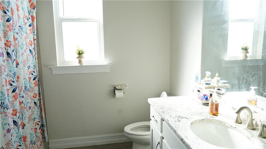 860 Heather Lake AVE, CAPE CORAL FL 33993-14