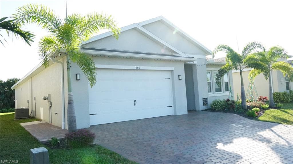 860 Heather Lake AVE, CAPE CORAL FL 33993-18