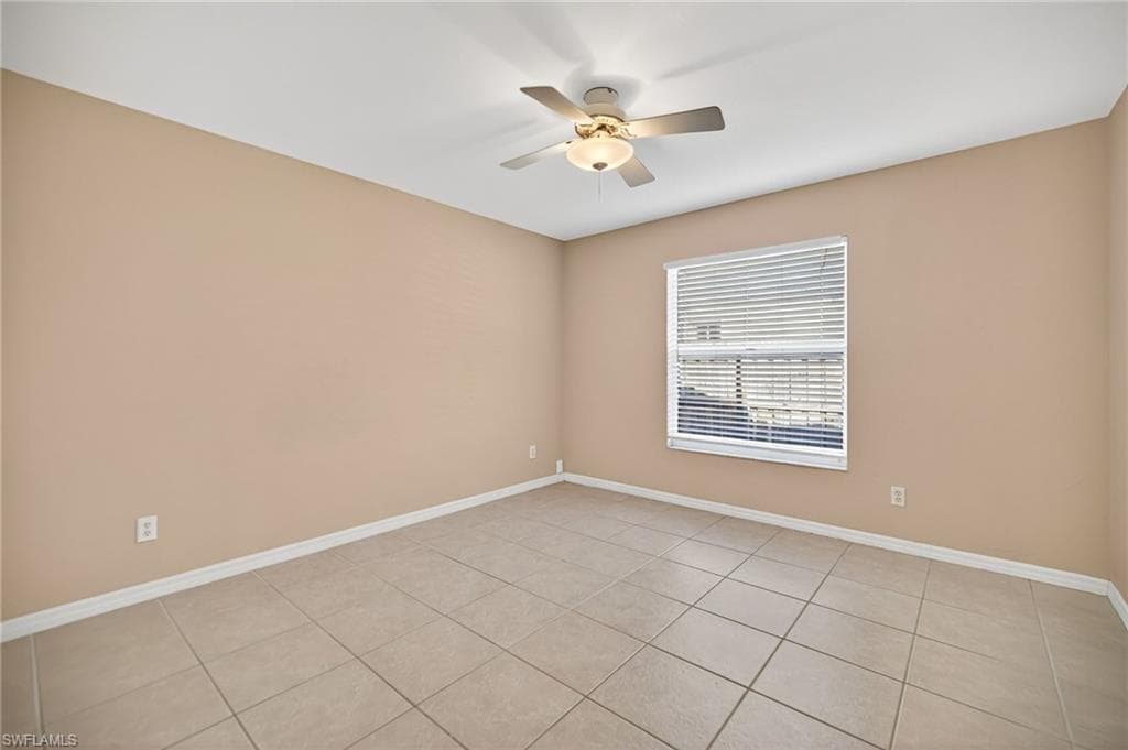 1445 Argyle DR, FORT MYERS FL 33919-19