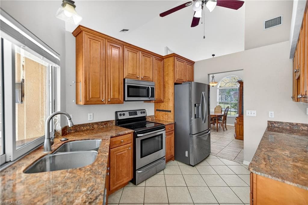 1445 Argyle DR, FORT MYERS FL 33919-13