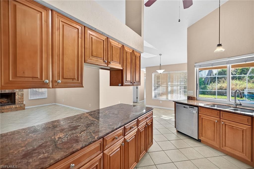 1445 Argyle DR, FORT MYERS FL 33919-12