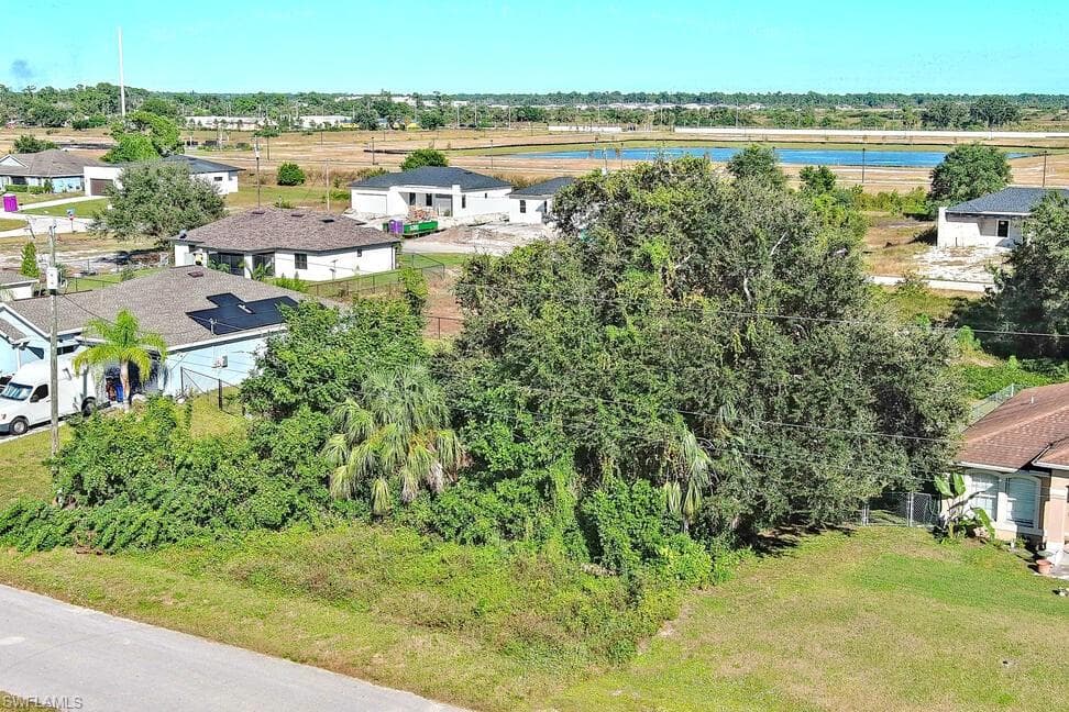 341 Ranchito AVE, LEHIGH ACRES FL 33974-3