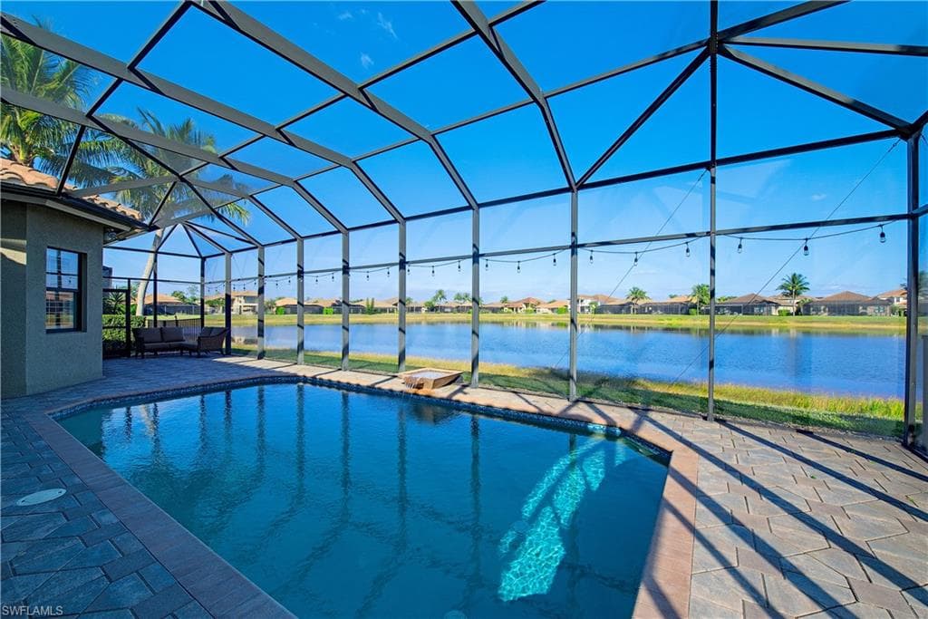 2975 Cinnamon Bay CIR, NAPLES FL 34119-3