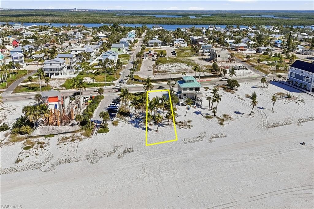 3610 Estero BLVD-12