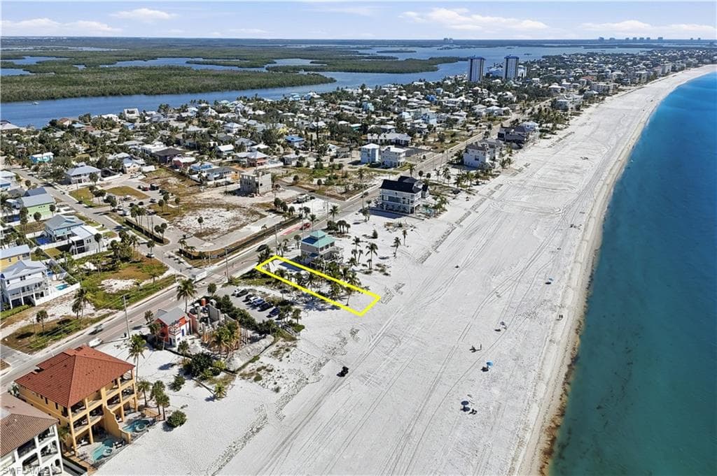 3610 Estero BLVD-14