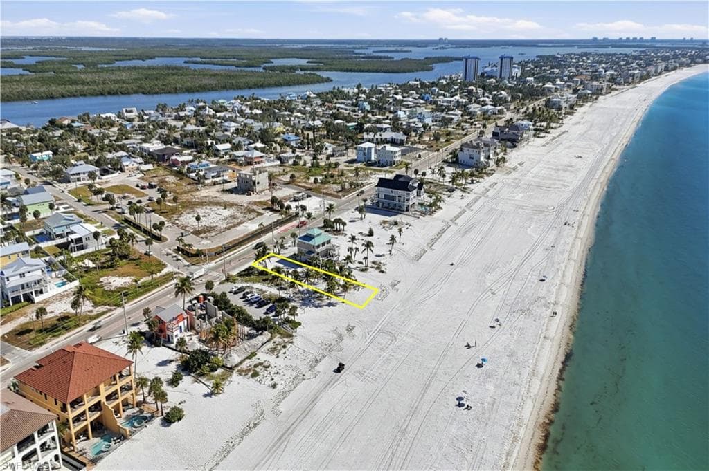 3610 Estero BLVD-7
