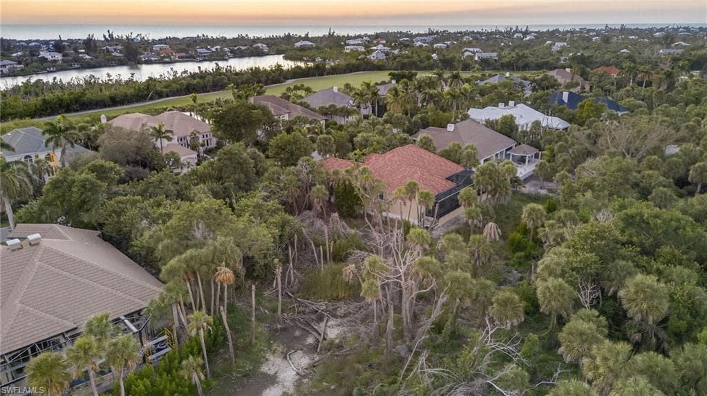 2372 Wulfert RD, SANIBEL FL 33957-4